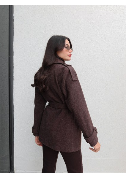 Kol Apolet Bağlamalı Kısa Kaşe Kaban indirimleri