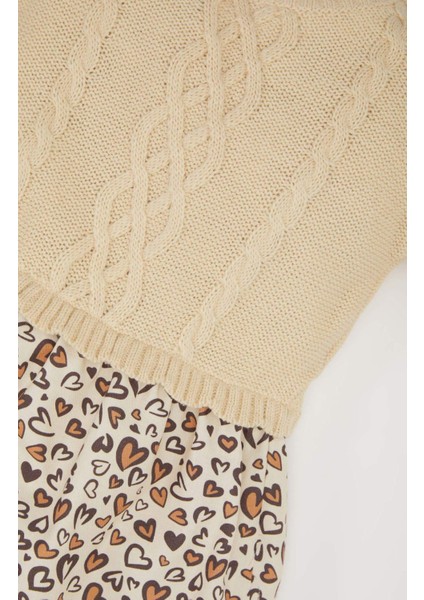 Kız Bebek Uzun Kollu Eteği Desenli Triko Elbise