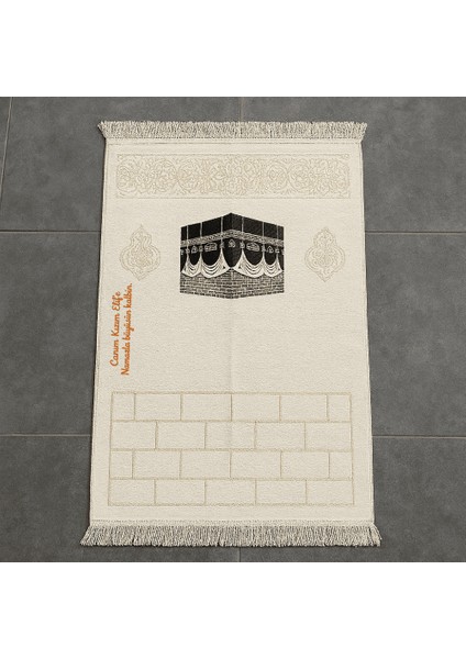 Kişiye Özel Nakış Işlemeli Kabe Motifli Saçaklı Beyaz Renk Hediyelik Seccade fiyatları