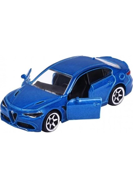 212053052SI1 Alfa Romeo 271D-4 Giulia Quadrifoglio modelleri