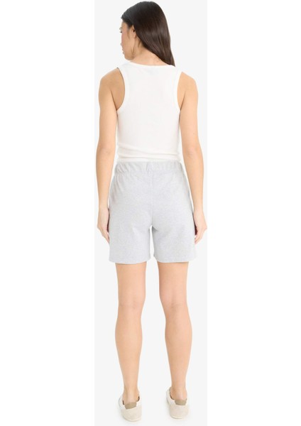 Regular Fit Normal Bel Düz Paça Bermuda Şort