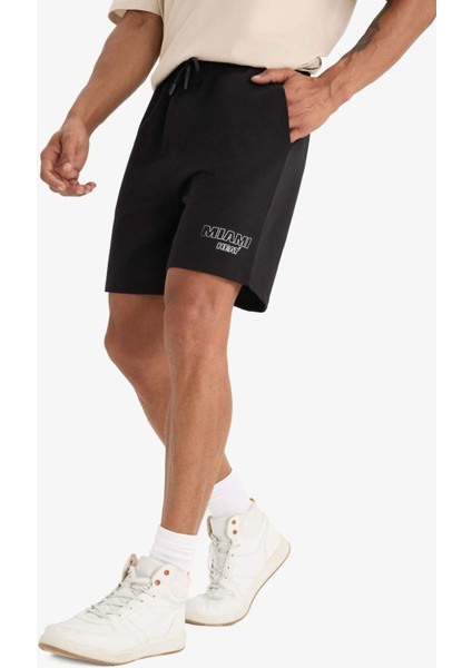 NBA Miami Heat Standart Fit Kısa Paça Şort B9915AX25SP
