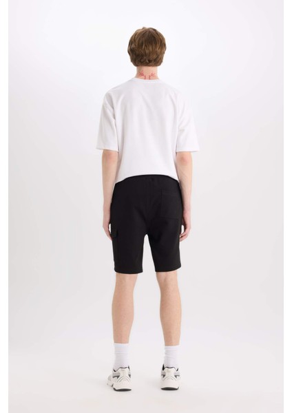 Regular Fit Dokulu Düz Paça Kargo Cepli Basic Düz Şort