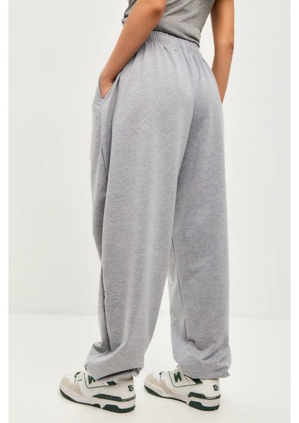 Bol Tarz Baggy Jogger Eşofman Altı Içi Şardonlu Gri / Siyah / Füme fiyatları