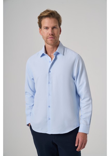 Erkek A. Mavi Trend Dynamic Fit Sert Yaka Gömlek