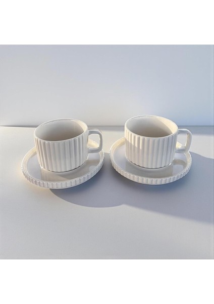 Homeinn Modern Çizgili 2'li Porselen Çay Fincan Takımı – Krem Renk, Sunum Tabağıyla, Şık ve Zarif Tasarım modelleri