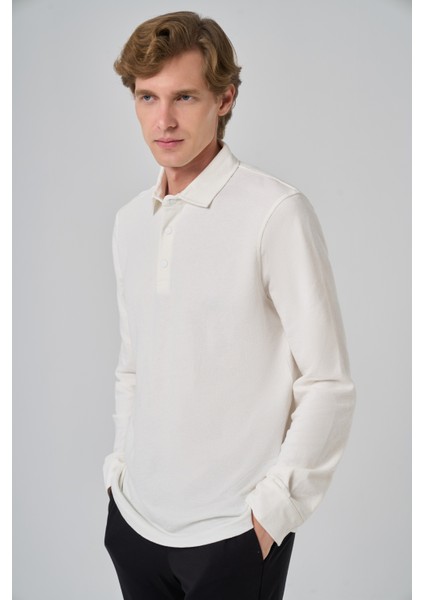 Erkek Ekru Pamuk Trend Ağaç Kabuğu Desen Dinamik Fit Polo Yaka Sweat-Shirt fırsatları