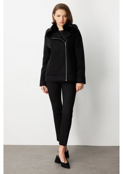 Kadın Yakası Kürklü Kruvaze Mont 6085 Siyah fırsatları
