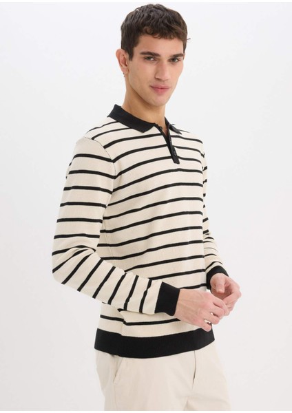 Standart Fit Polo Yaka Çizgili Triko Kazak E7604AX24WN