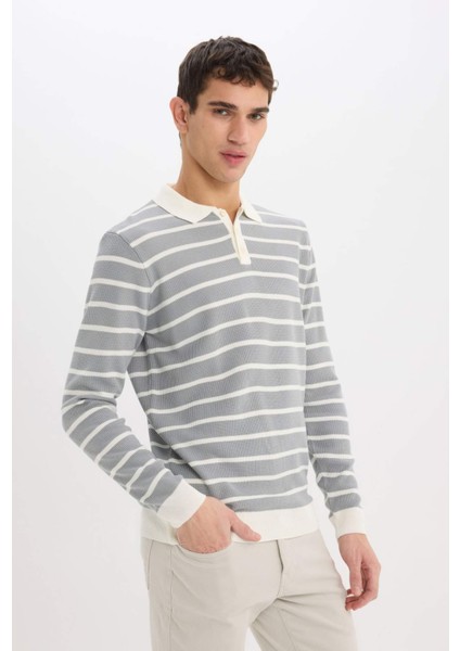 Standart Fit Polo Yaka Çizgili Triko Kazak