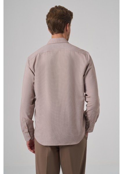 Erkek Bej Polyester Trend Desenli Dynamic Fit Italyan Yaka Gömlek indirimleri