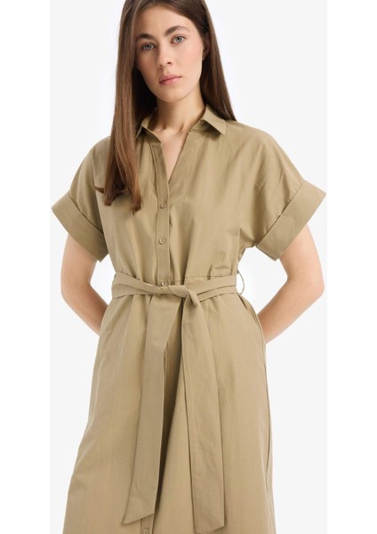 A Kesim Gömlek Yaka Kuşaklı Poplin Kısa Kollu Midi Elbise E6489AX25SP