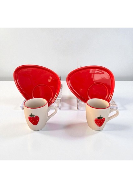 Homeinn Çilek Desenli 2’li Seramik Kahve Fincan Takımı – Kırmızı Oval Sunum Tabağıyla, Şık ve Dekoratif indirimleri