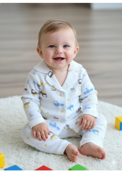 Laura Baby Araba Desenli Erkek Bebek Çocuk Pijama Takımı
