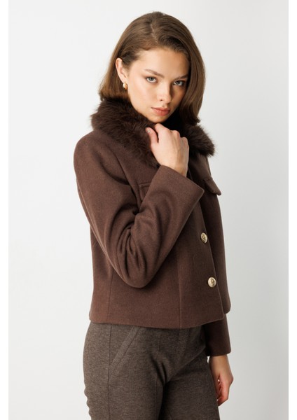Kadın Yakası Kürklü Kısa Mont 6121 Kahverengi fiyatları