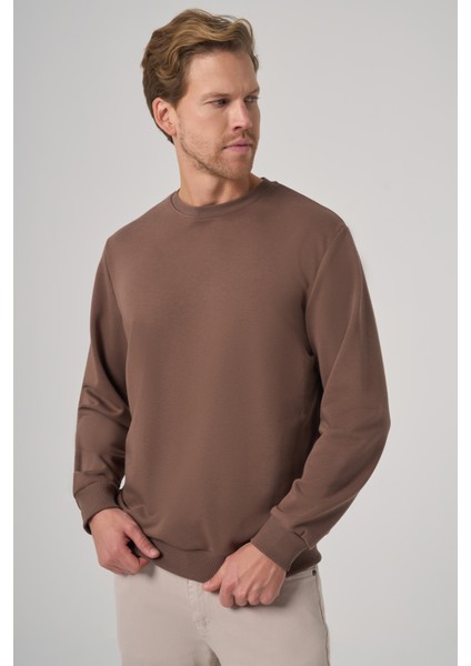 Erkek Kahve Basic Bisiklet Yaka Sweatshirt fiyatları