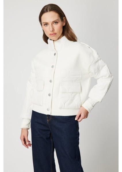 Kadın Kapitone Detaylı Kapak Cepli Mont 60711 Ekru fiyatları