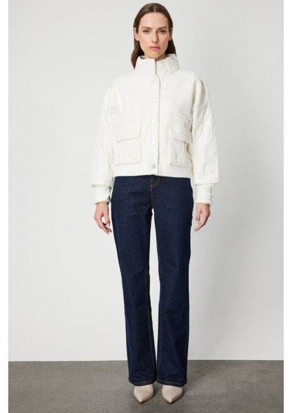 Kadın Kapitone Detaylı Kapak Cepli Mont 60711 Ekru modelleri