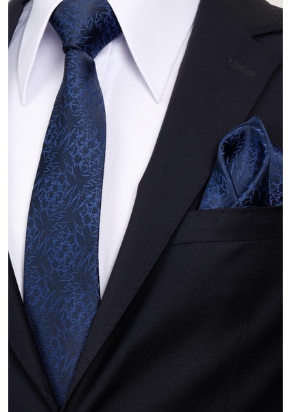 8 cm Klasik Geniş Hand Made Lacivert Desenli Mendilli Kravat