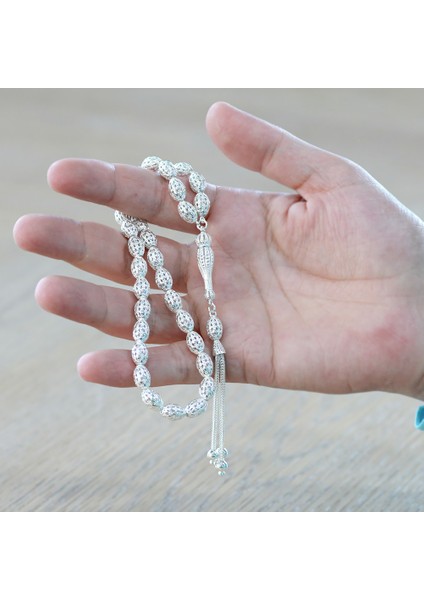 3 Lü Kamçı Top Püsküllü Kafes Tasarım Arpa Kesim Gümüş Renk 925 Ayar Gümüş Tesbih fırsatları