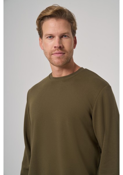 Erkek Haki Basic Bisiklet Yaka Sweatshirt fırsatları