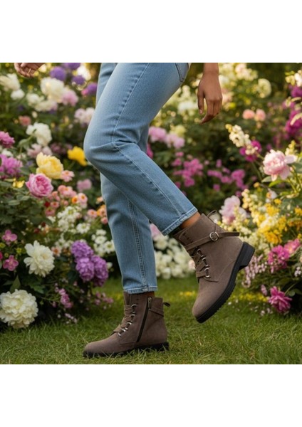 Bej Süet Hakiki Deri Biye Atkılı Kadın Fermuarlı Bot
