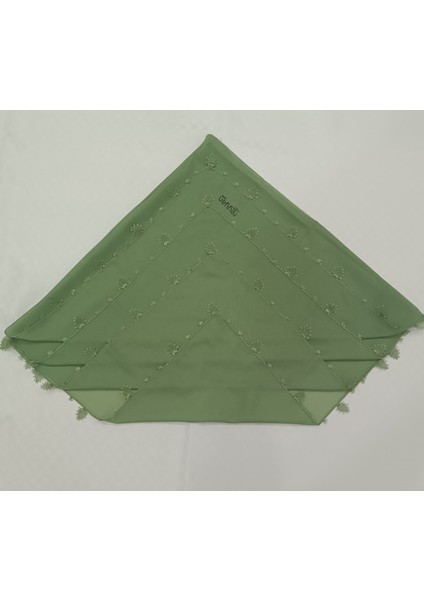 Yaprak Yeşili Renk Iğneoyası El Emeği Yazma