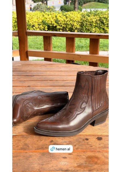 Kahverengi Kovboy Bot