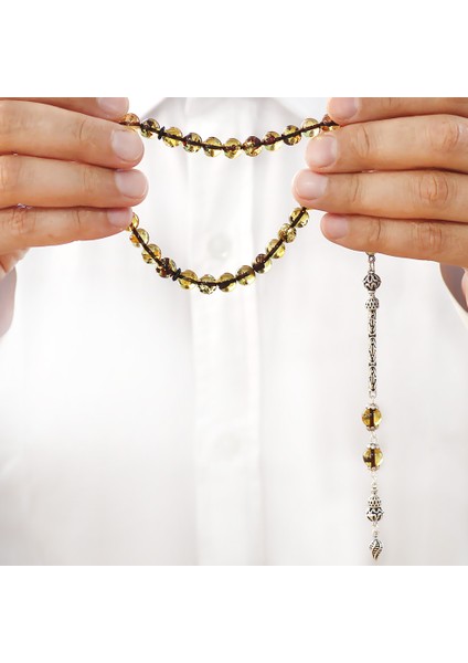 925 Ayar Gümüş Kral Püsküllü Küre Kesim Hafif Fosilli Ihlamur Sarı Doğal Damla Kehribar Tesbih fırsatları