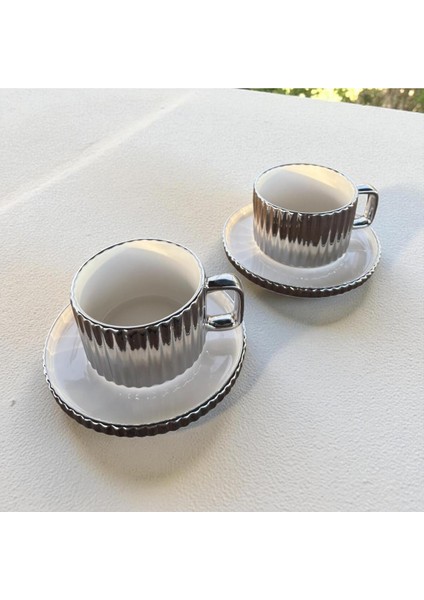 Homeinn Modern Çizgili 2'li Porselen Çay Fincan Takımı – Silver Renk, Sunum Tabağıyla, Şık ve Zarif Tasarım