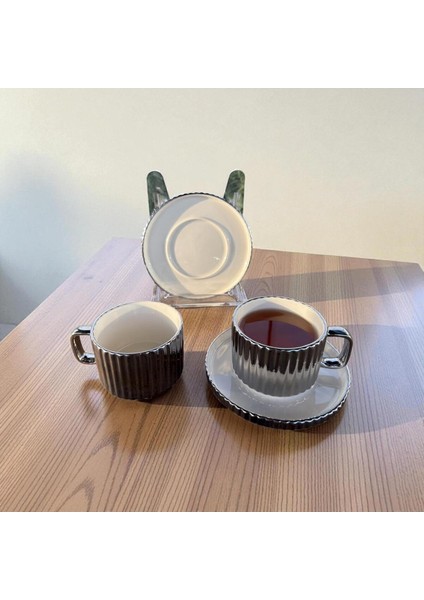 Homeinn Modern Çizgili 2'li Porselen Çay Fincan Takımı – Silver Renk, Sunum Tabağıyla, Şık ve Zarif Tasarım fiyatları