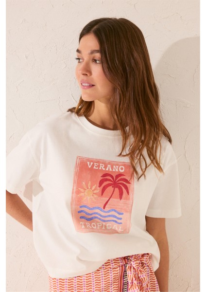 Palmiye Baskılı Beyaz Pijama Üstü