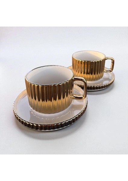 Homeinn Modern Çizgili 2'li Porselen Çay Fincan Takımı – Gold Renk, Sunum Tabağıyla, Şık ve Zarif Tasarım fırsatları