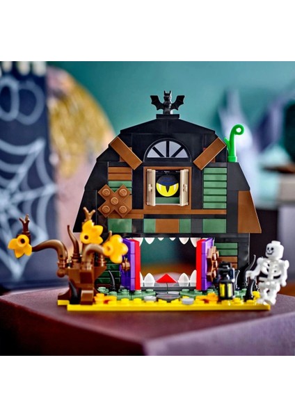 Cadılar Bayramı Ahırı 40721 fırsatları