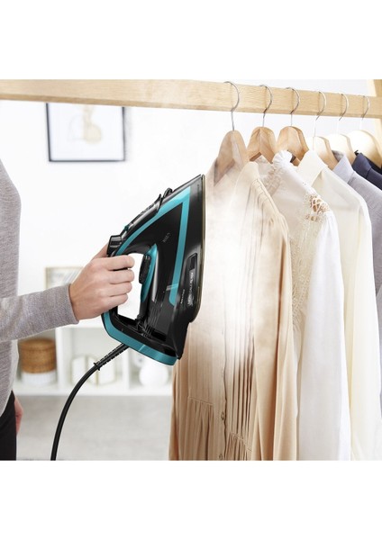 3000W Yüksek Performanslı Buharlı Ütü, Ergonomik Tasarım, Hızlı Isınma ve Üstün Buhar Teknolojili, Otomatik Kapanma + Tiftik Toplayıcı