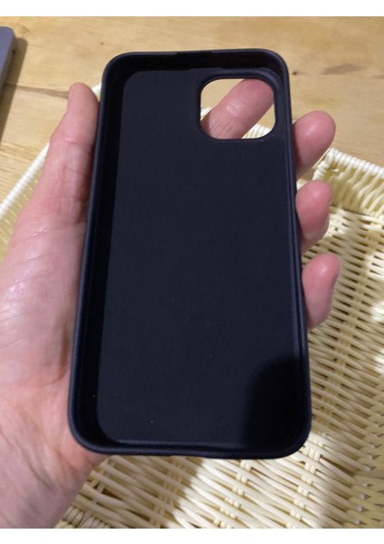 Apple Iphone 11 Uyumlu Silikon Siyah Kılıf fırsatları