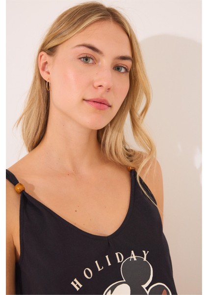 Mickey Mouse Baskılı Askılı Pantolonlu Pijama Takımı modelleri