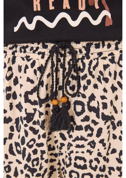 Mickey Mouse Baskılı Askılı Pantolonlu Pijama Takımı fırsatları