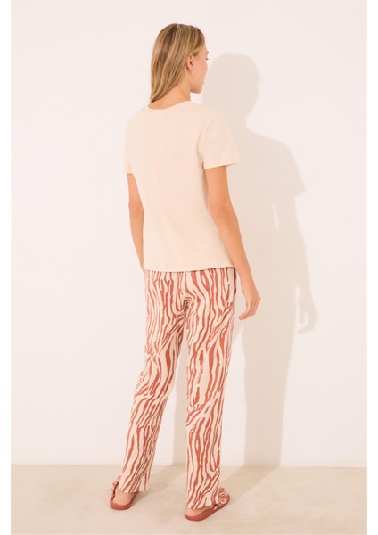 Lion King Baskılı Kısa Kollu Uzun Pantolonlu Pijama Takımı indirimleri