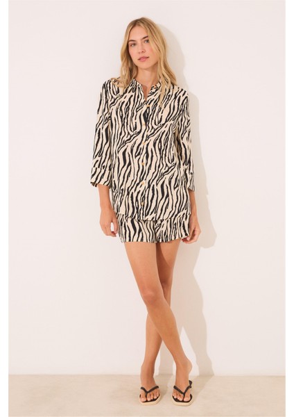 Gömlek Yaka Şortlu Siyah Beyaz Çizgili Pijama Takımı