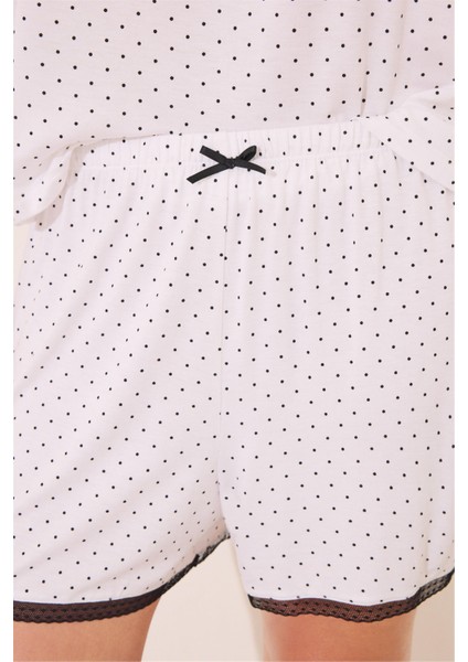 Kadın Beyaz Puantiyeli Şortlu Pijama Takımı indirimleri