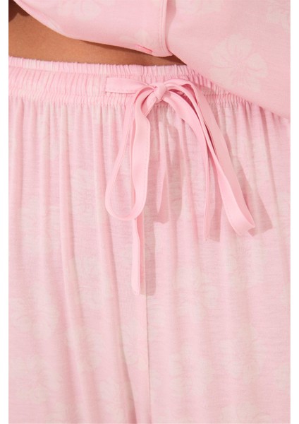 Kadın Pembe Desenli Pijama Takımı fırsatları