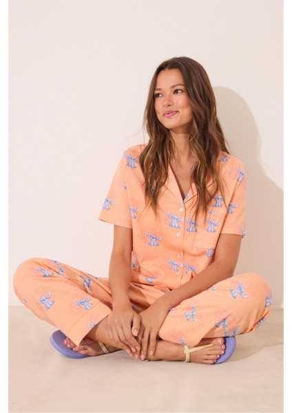 Gömlek Yaka Detaylı Çizgi Desenli Pijama Takımı