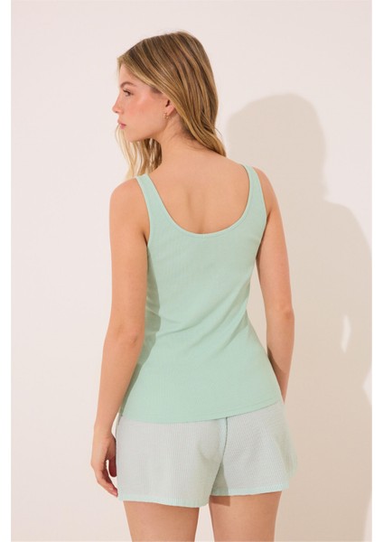 Yeşil U Yaka Şortlu Pijama Takımı