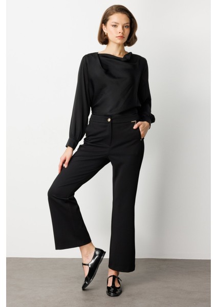 Zincir Aksesuarlı Bol Paça Pantolon 1021-26K fiyatları