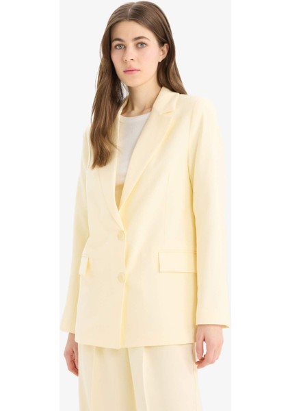 Afra x DeFacto Loose Fit Kruvaze Yaka Düğmeli Blazer Ceket Z8276AZ25SP