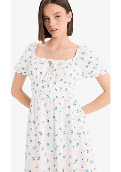 Kare Yaka Çiçekli Bürümcük Kısa Kollu Mini Yazlık Elbise E0874AX25SM