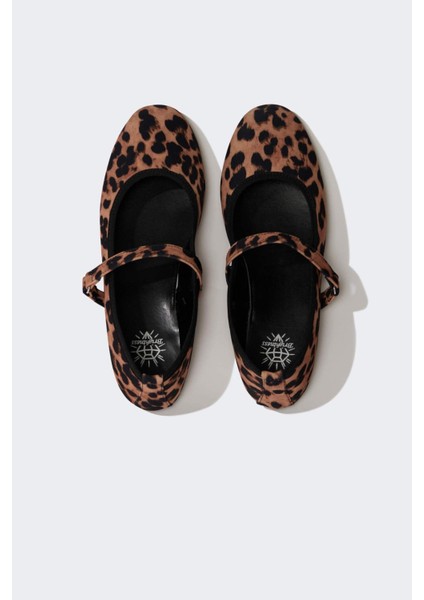 Kadın Leopar Desenli Tek Bantlı Düz Taban Babet
