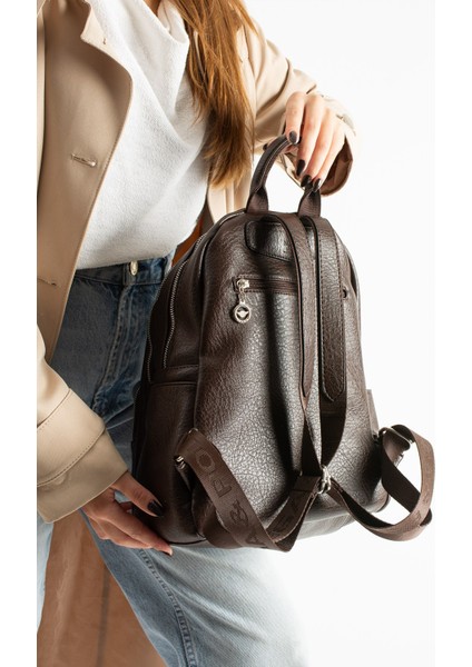 Unisex Suni Deri Sırt Çantası – Çok Bölmeli, Suya Dayanıklı, Geniş Hacimli Günlük ve Seyahat Çantası modelleri