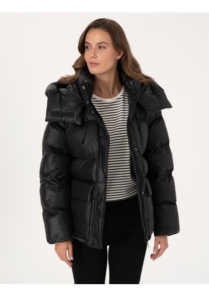 Kadın Siyah Oversize Mont 50309064-VR046 modelleri